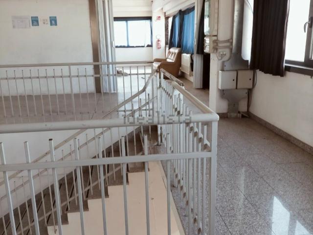Locale in affitto di 380 m²