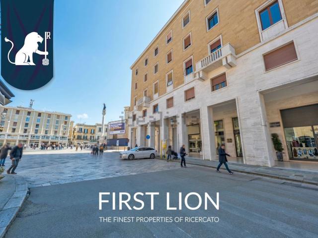 Locale in affitto di 380 m² in Piazza Sant&apos Oronzo