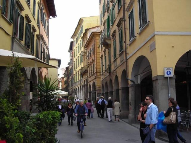 Locale in affitto di 38 m² in Borgo Stretto