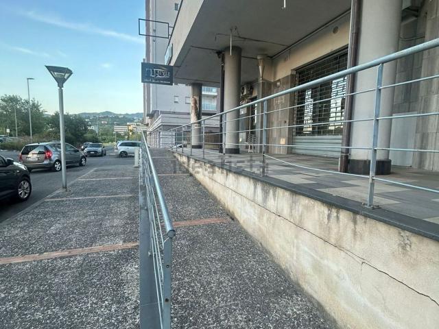 Locale in affitto di 38 m² in Via Antonio Scopelliti, 54