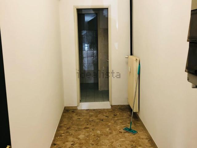 Locale in affitto di 38 m² in Via Madonna