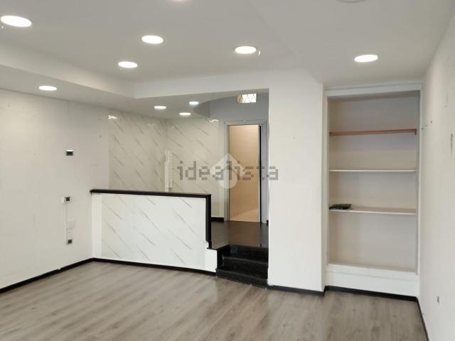 Locale in affitto di 38 m² in Via San Martino, 137