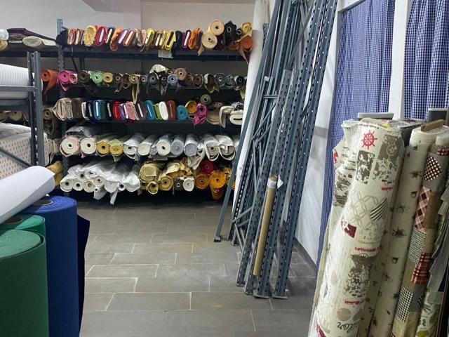 Locale in affitto di 390 m² in Via delle Antille, 39