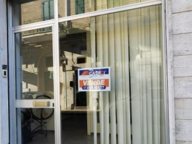 Locale in Vendita a Maglie