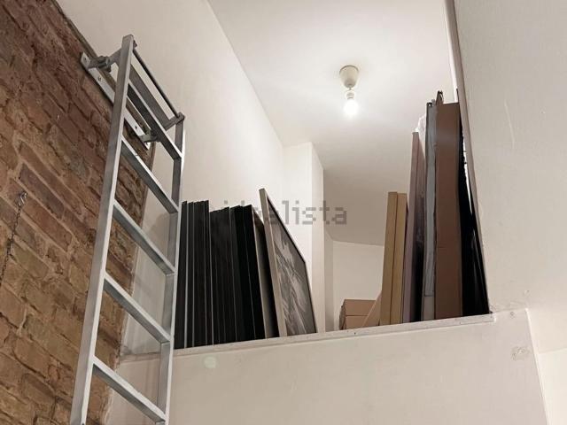 Locale in vendita di 43 m² in Piazza Tolomei