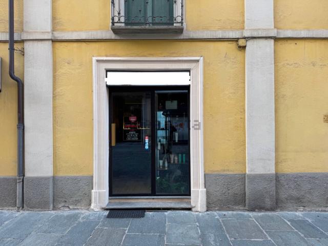 Locale in vendita di 43 m² in Via XX Settembre, 28