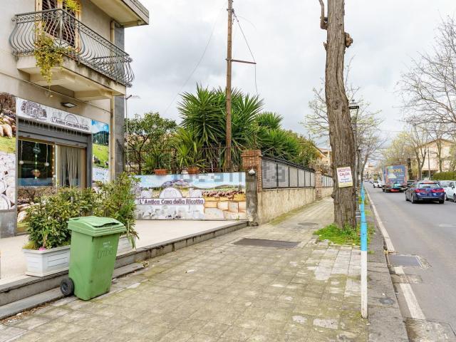 Locale in vendita di 43 m² in Via Giuseppe Garibaldi, 65