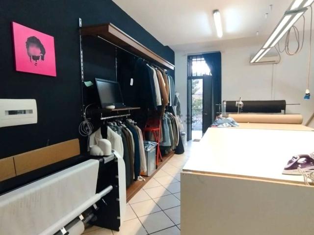 Locale in vendita di 43 m² in Viale dei Tigli