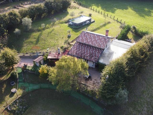 Locale in vendita di 400 m²