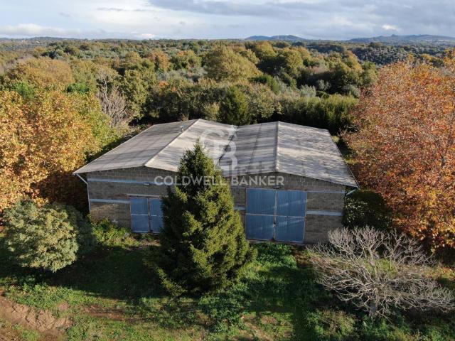 Locale in vendita di 400 m²