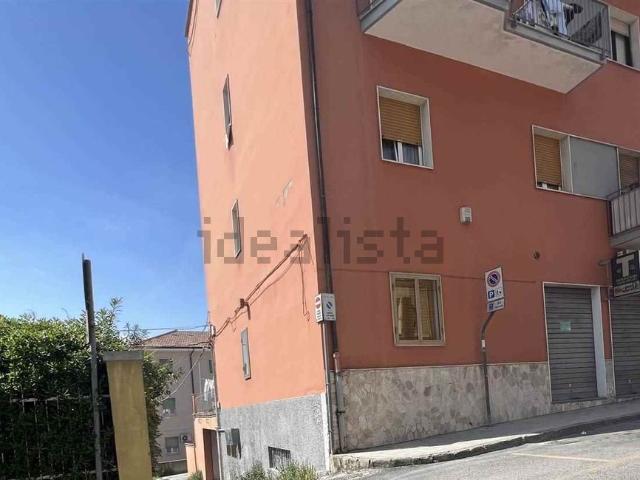 Locale in vendita di 400 m²