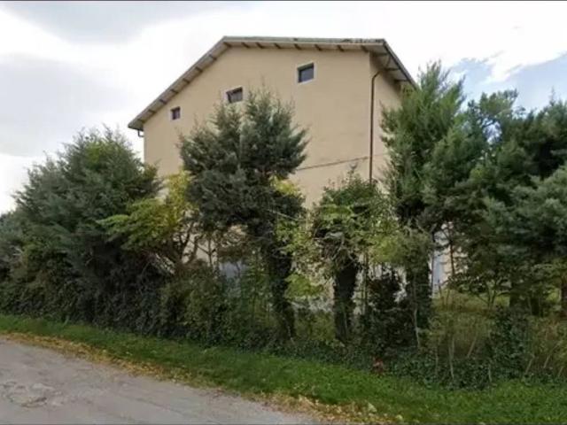 Locale in vendita di 400 m² in Via dell&apos Industria