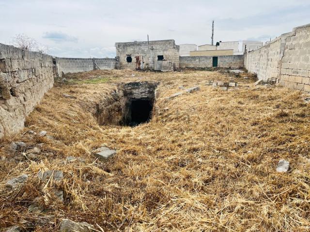 Locale in vendita di 400 m² in Via della Croce, 13