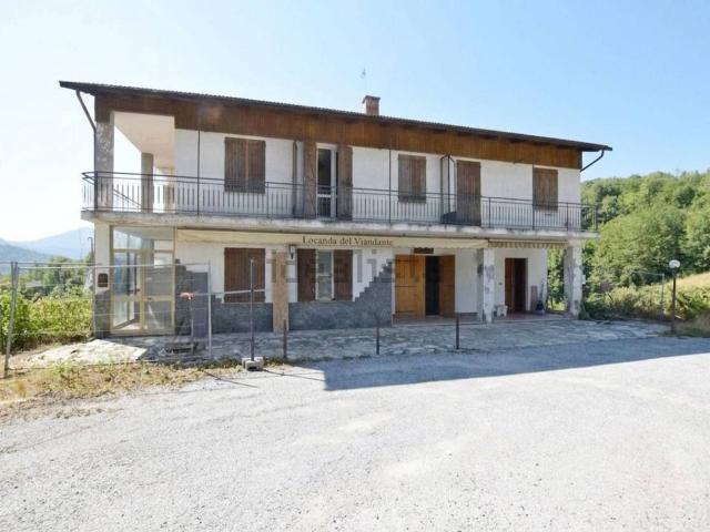 Locale in vendita di 400 m² in Via Mortè, 20