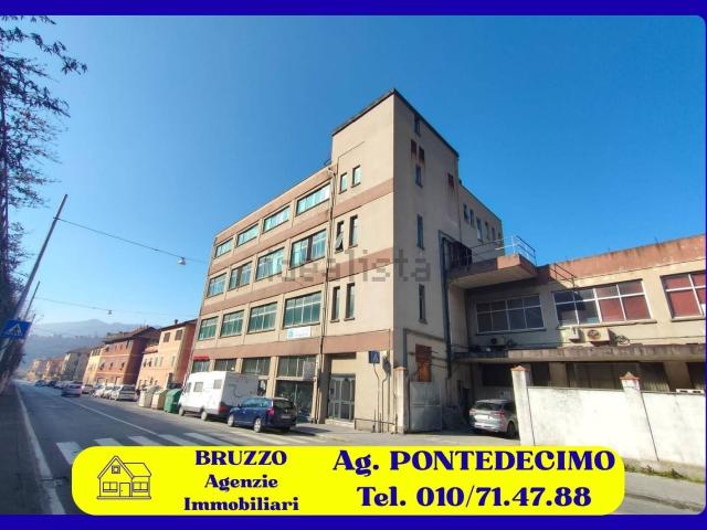 Locale in vendita di 400 m² in Via Paolo Anfossi