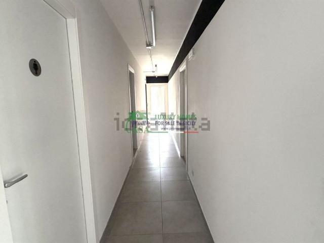 Locale in vendita di 400 m² in Via pastore Giulio