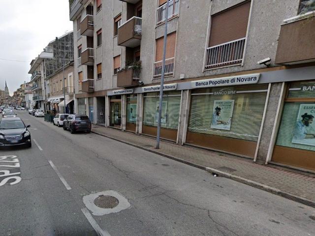 Locale in vendita di 402 m² in Corso Risorgimento, 69