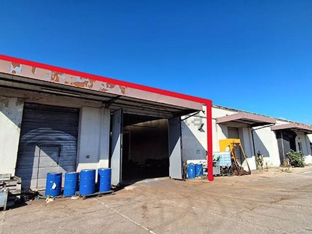 Locale in vendita di 4070 m² in Via Vecchia Aretina