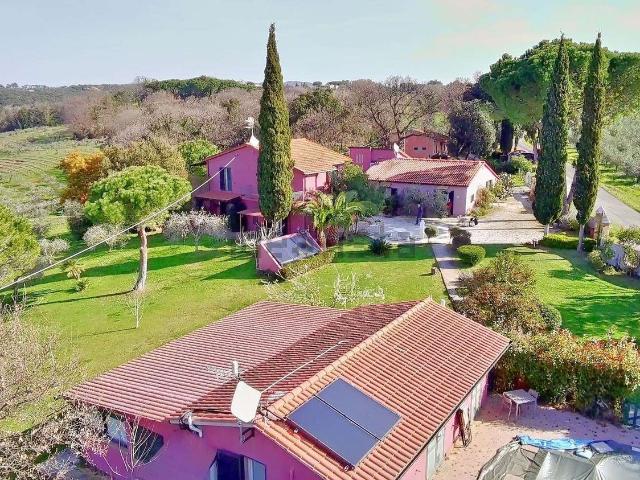 Locale in vendita di 409 m²