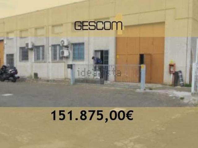 Locale in vendita di 409 m² in Via Piave