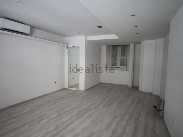 Locale in vendita di 40 m² in Corso Giuseppe Mazzini
