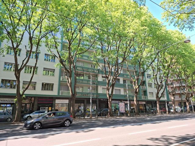 Locale in vendita di 40 m² in Corso Luigi Einaudi, 55
