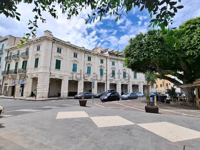 Locale in vendita di 40 m² in Piazza Francesco Lo Sardo