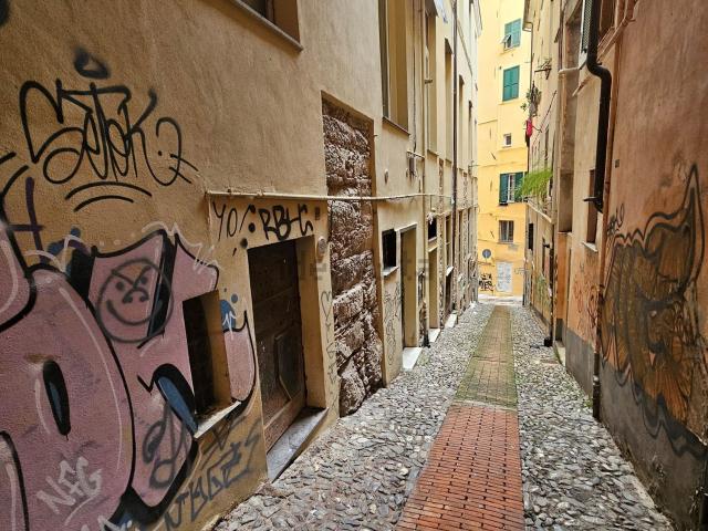 Locale in vendita di 40 m² in Vico DEGLI ALABARDIERI