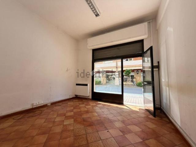 Locale in vendita di 40 m² in Via Torino, 47