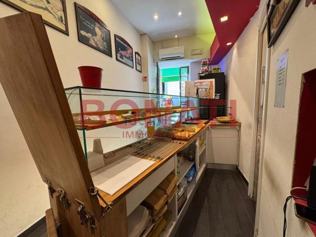 Locale in vendita di 40 m² in Via Colombo, 62