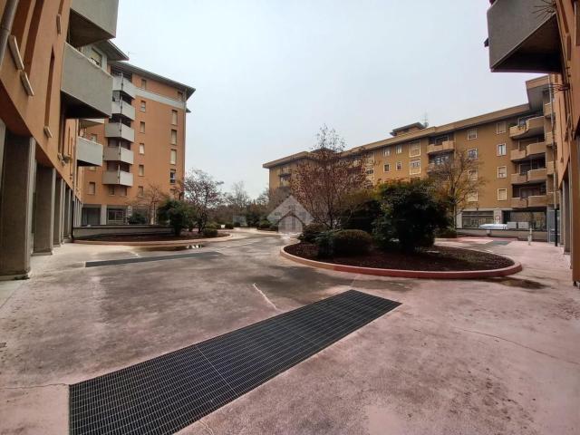 Locale in vendita di 40 m² in Via Corsica, 305