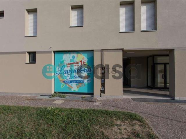 Locale in vendita di 40 m² in Via Curiel, 23