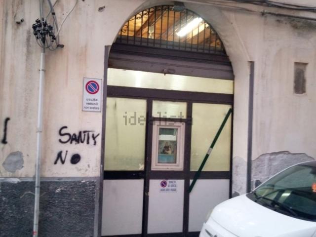 Locale in vendita di 40 m² in Via Dalia