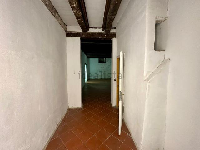 Locale in vendita di 40 m² in Via del Baluardo, 23