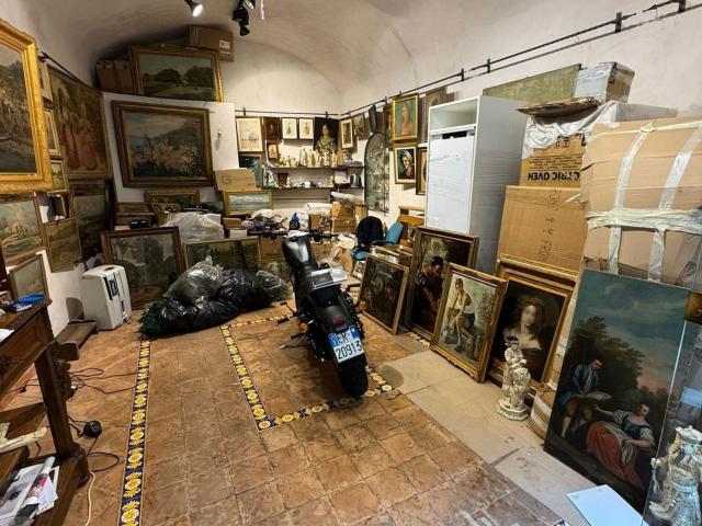 Locale in vendita di 40 m² in Via Duomo