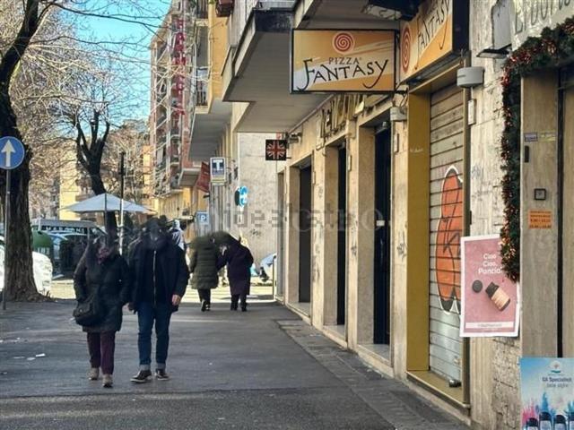 Locale in vendita di 40 m² in Via Enrico Fermi