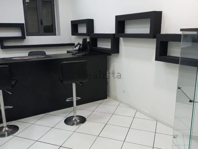 Locale in vendita di 40 m² in Via Fucilari