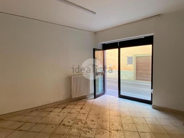 Locale in vendita di 40 m² in Via Guglielmo Marconi