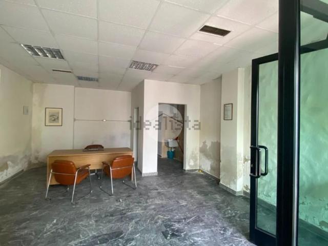 Locale in vendita di 40 m² in Via IV Novembre