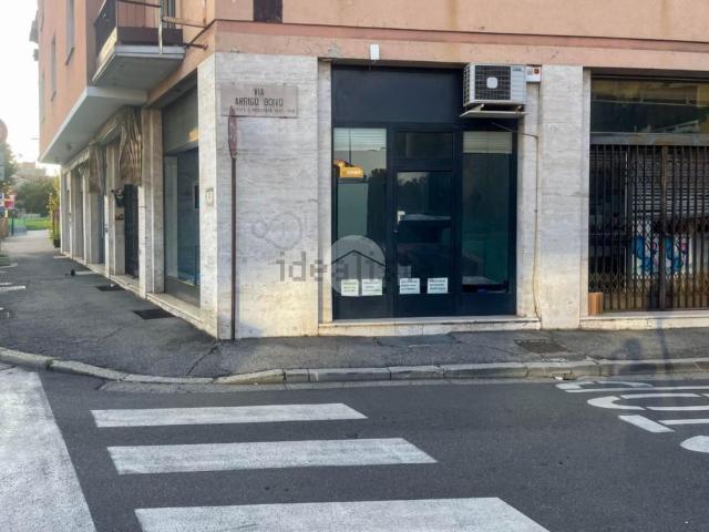 Locale in vendita di 40 m² in Viale del Piave, 15