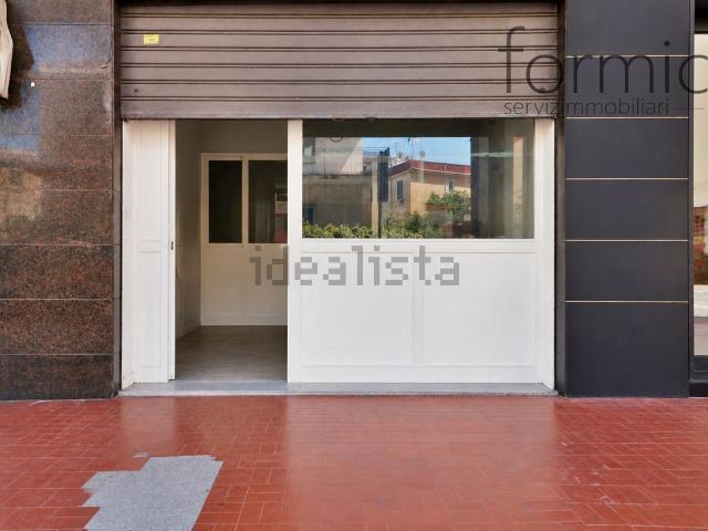 Locale in vendita di 40 m² in Viale Leone