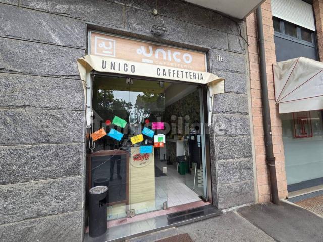 Locale in vendita di 40 m² in Viale V. Veneto, 11