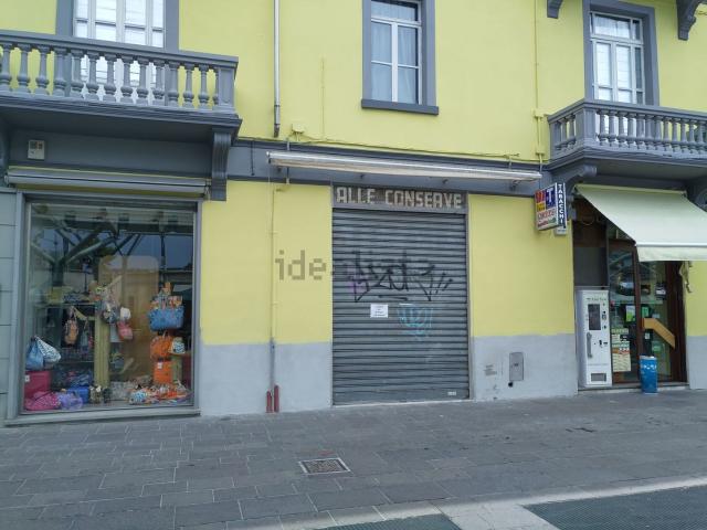 Locale in vendita di 41 m² in Piazza Ghiaia