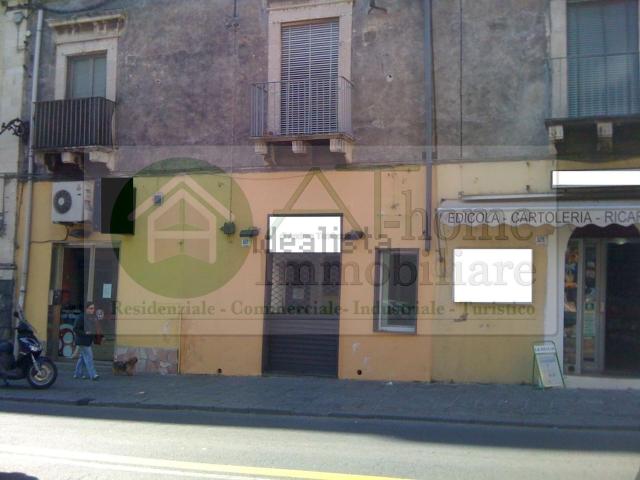 Locale in vendita di 41 m² in Via Etnea