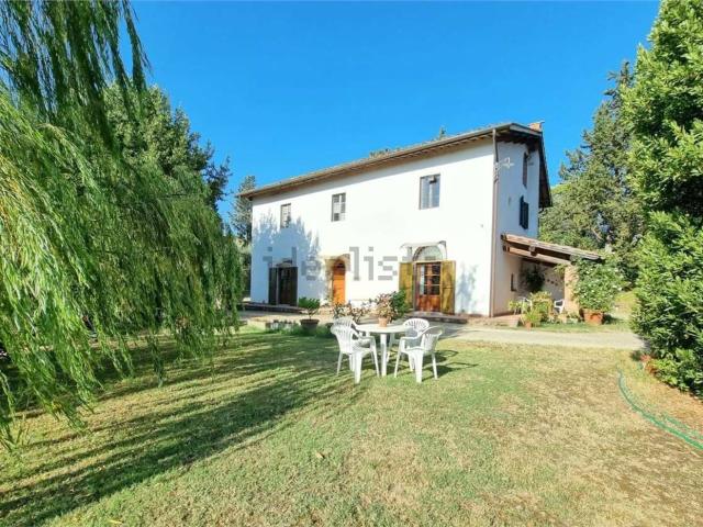 Locale in vendita di 420 m² in Via Val d&apos Orme