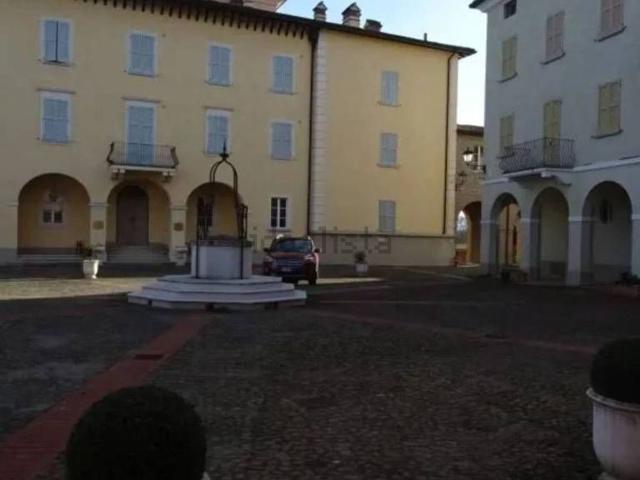 Locale in vendita di 4297 m² in Via del Casinazzo, 1