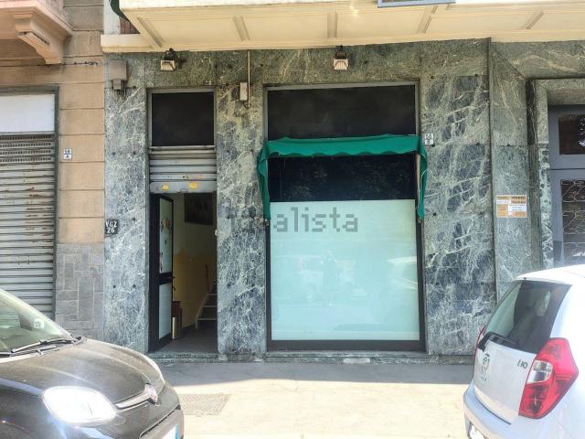 Locale in vendita di 42 m² in Via Villar, 56