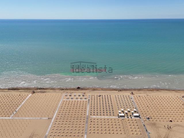 Locale in vendita di 42 m² in Via Antonio Vivaldi, 10