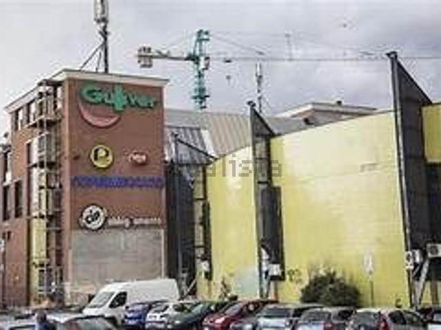 Locale in vendita di 42 m² in Via della Lucchina, 98