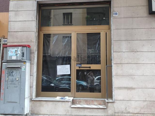Locale in vendita di 42 m² in Via Piave, 188